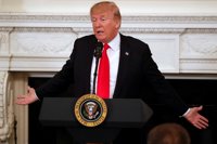 Washington asegura que está dispuesto a dialogar con Pekín en materia comercial para acabar con la disputa