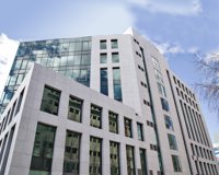 Hispania paraliza de nuevo la venta en bloque de sus oficinas ante la OPA de Blackstone