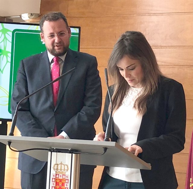 Pepe Guillén y Rebeca Pérez