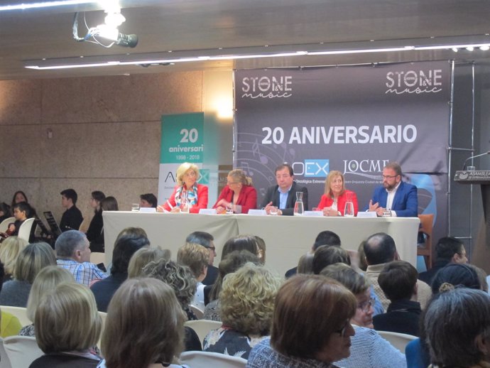 Actos del XX aniversario de la Asociación Oncológica de Extremadura