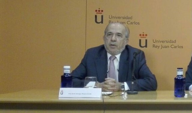 El rector de la Universidad Rey Juan Carlos (URJC), Javier Ramos