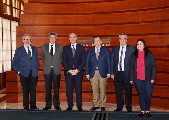 Reunión del presidente del Parlamento con Mesa del Regadío de Córdoba