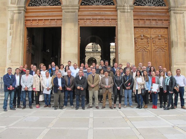 Entrega de ayudas de la Diputación para cultivos alternativos al olivar.