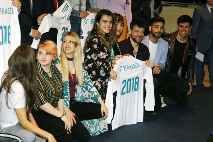 CHICOS DE OPERACIÓN TRIUNFO EN CONCIERTO SOLIDARIO