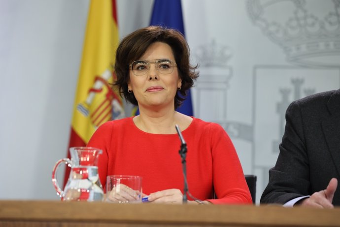 Rueda de prensa de Santamaría tras el Consejo de Ministros