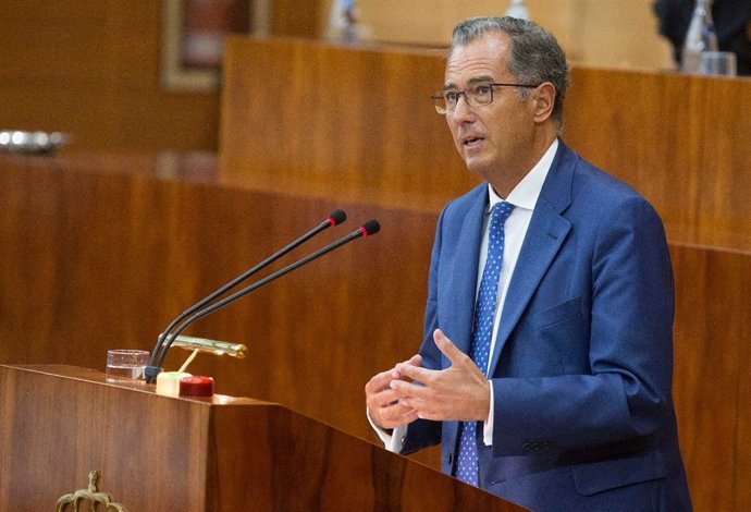 Enrique Ossorio en el Ple de l'Assemblea sobre el màster de Cifuentes