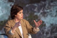 Santamaría ve las rondas de Torrent como "una reposición de Verano Azul" y avisa que "Cataluña no es un juguete"