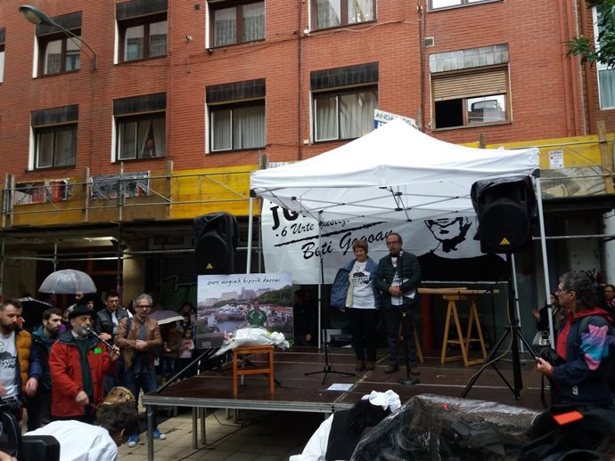 Homenaje en Bilbao a Iñigo Cabacas