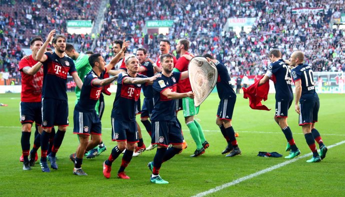 El Bayern Múnich celebra su sexta Bundesliga consecutiva