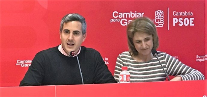 Pablo Zuloaga en unas jornadas sobre sanidad