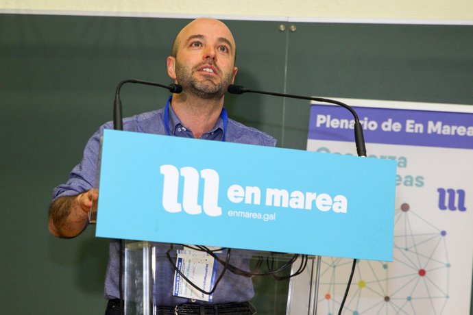 Luís Villares en el plenario de En Marea del 17 de marzo 