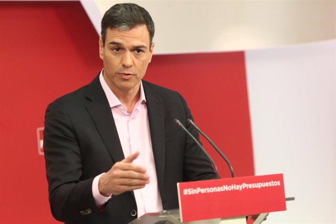Rueda de prensa del líder del PSOE, Pedro Sánchez, en la sede del partido
