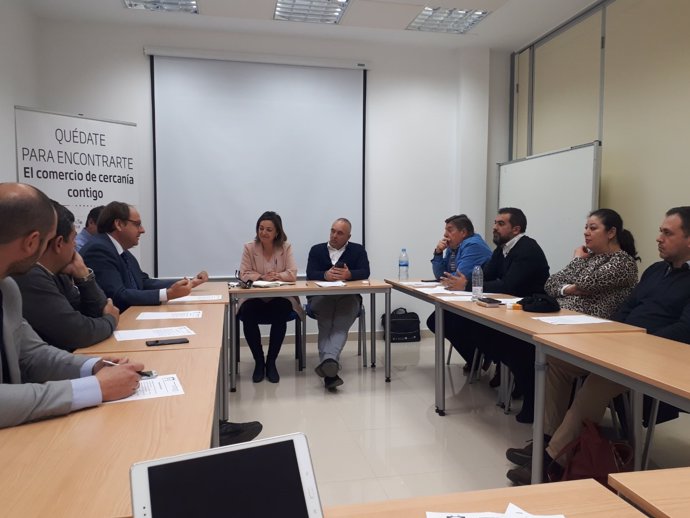 Reunión de la alcaldesa de Córdoba con el sector del comercio
