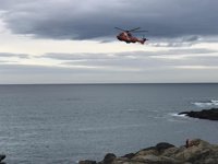 Localizan un cuerpo en la zona de búsqueda de la joven arrastrada por el mar en A Coruña
