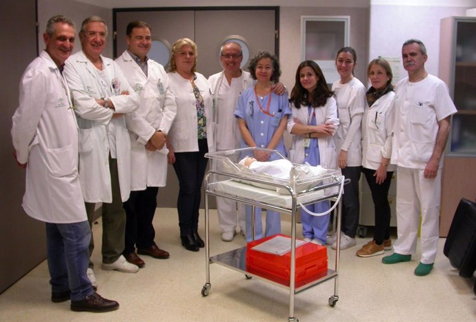 Equipo de Neonatología y Radiodiagnóstico del Hospital de Valme de Sevilla