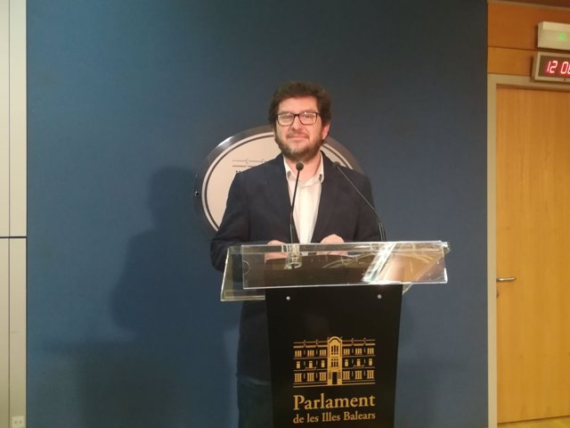 Alberto Jarabo, portavoz de Podemos en el Parlament