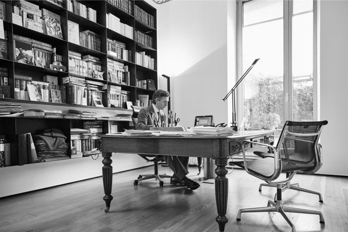 Notario Luis Peréz-Escolar