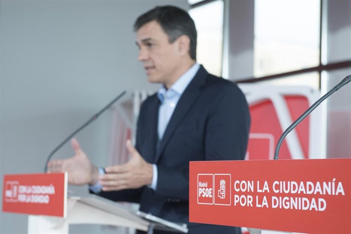 Rueda de prensa del líder del PSOE, Pedro Sánchez