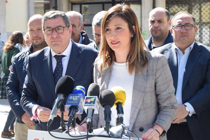 María Nieves Ramíerez, parlamentaria del PSOE 