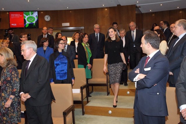 La Reina en la entrega de los International Friendship Awards del IESE