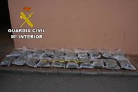 Intercepta una furgoneta con más de 124 kilos de marihuana en la A-92, a su paso por Huétor Santillán (Granada)