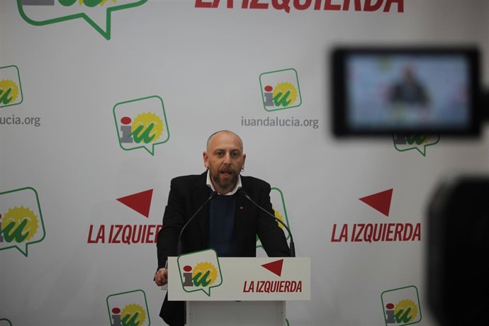 Ernesto Alba, este lunes, en rueda de prensa