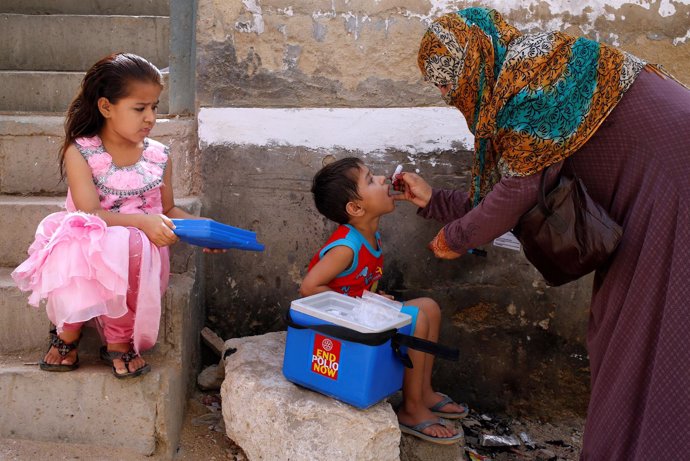 Campaña de vacunación contra la polio en Pakistán