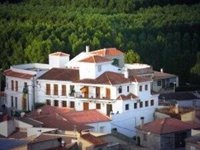 Fonelas (Granada) decreta dos días de luto oficial por la muerte de los dos jóvenes en un accidente de tráfico