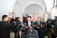 Marín subraya que Cs tiene "el mismo criterio" en todo el territorio y pide al PP "coherencia" y que Cifuentes "se vaya"