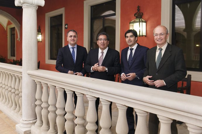 Renovación del acuerdo entre Fundaciónm Cajasol y Real Betis Energía Plus