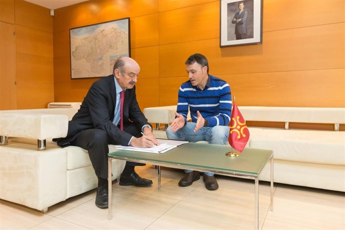 Mazón y alcalde Ruesga