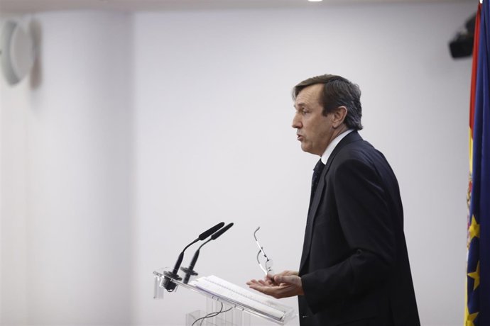 Rueda de prensa de Rafael Hernando en el Congreso