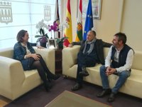 La alcaldesa de Logroño traslada al secretario general de UGT diversos aspectos del desarrollo económico de la ciudad