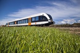Tren de FGC entre Lleida y La Pobla de Segur