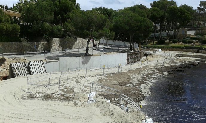 Obras en Cala Portals 