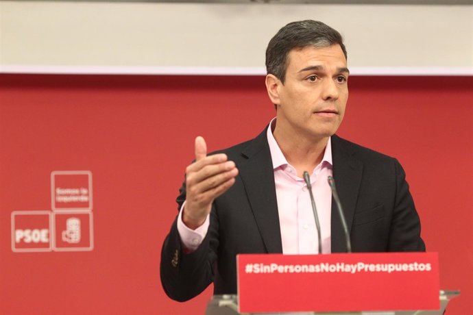Rueda de prensa del líder del PSOE, Pedro Sánchez, en la sede del partido