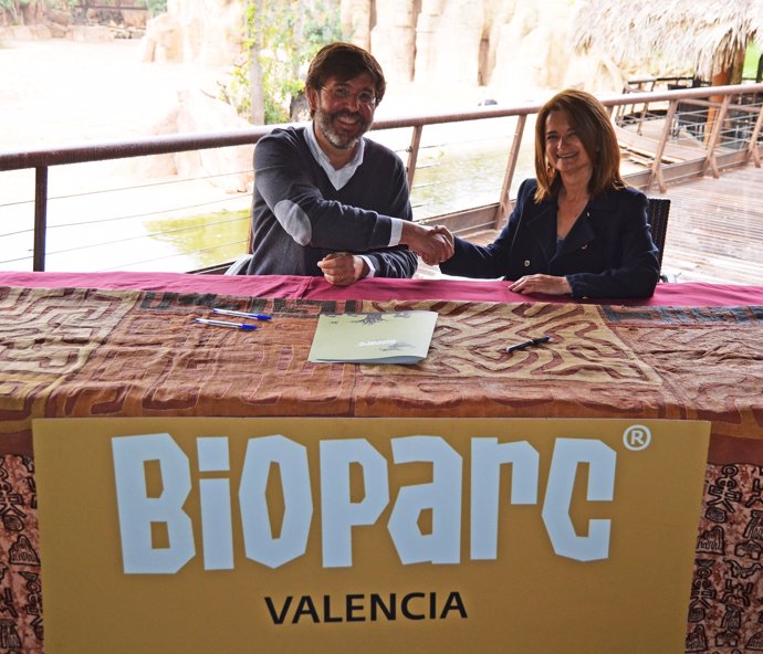 Convenio de colaboración entre Bioparc Valencia y el colegio de veterinarios 