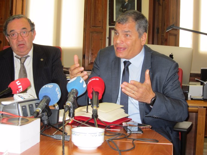 Rafael Correa en Convalecencia UMU con Orihuela                               