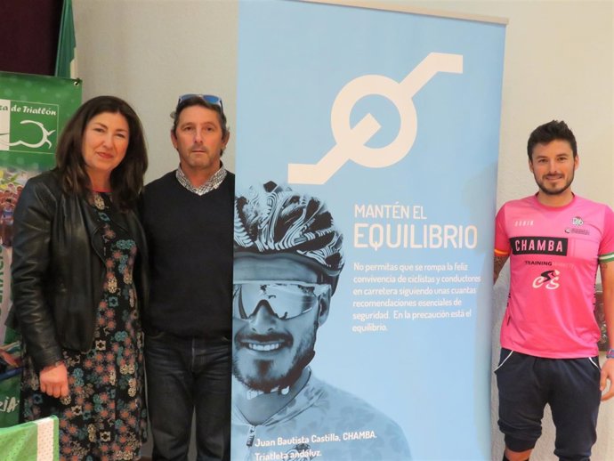 Conferencia en el IAD sobre conductores y ciclistas  