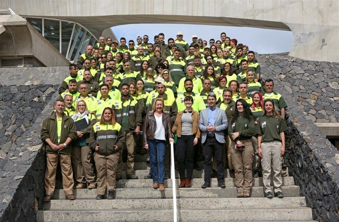 Nota De Prensa Y Fotografías: Turismo Empleo