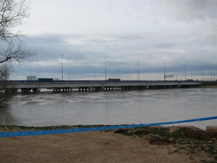 Crecida del Ebro