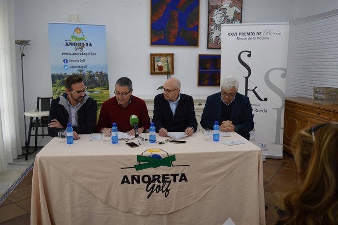 Presetnación premio Salvador 