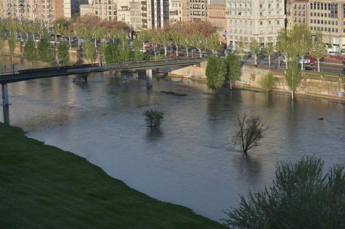 Riu Segre al seu pas per Lleida aquest dijous