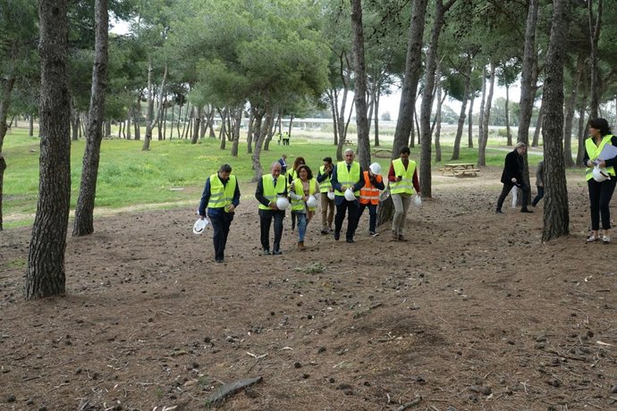 Visita las obras al Campamento Benítez 