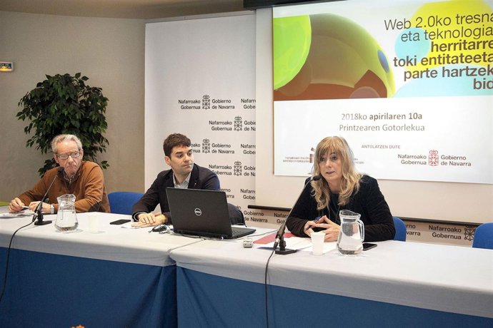 Ana Ollo en la jornada 'Tecnologías 2.0 al servicio de la participación'