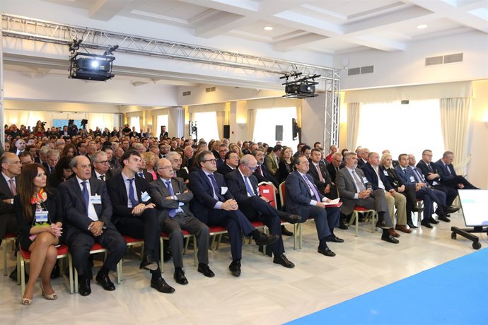 Reunió d'empresaris pel Corredor Mediterrani als Barris