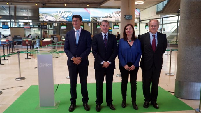 Armengol en la presentación de la nueva conexión Canarias-Baleares
