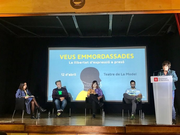 Acte ?Veus emmordassades? en La Model
