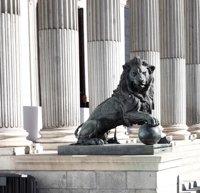 PDeCAT vuelve a cobrar fuerza para presidir la comisión de investigación sobre Angrois