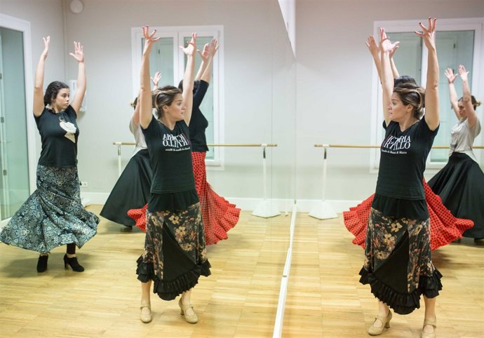 Flamenco clase magistral de Victoria Artillo coreógrafa málaga Noche en Blanco